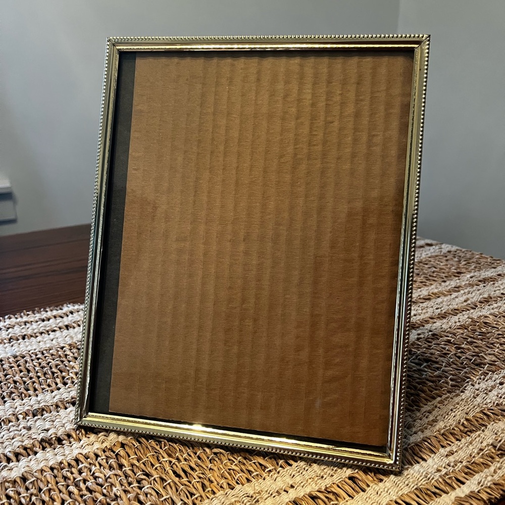 Vintage 8x10 Ornate Gold Photo Frame, 8x10 Picture Frames, Gold Photo Frames.